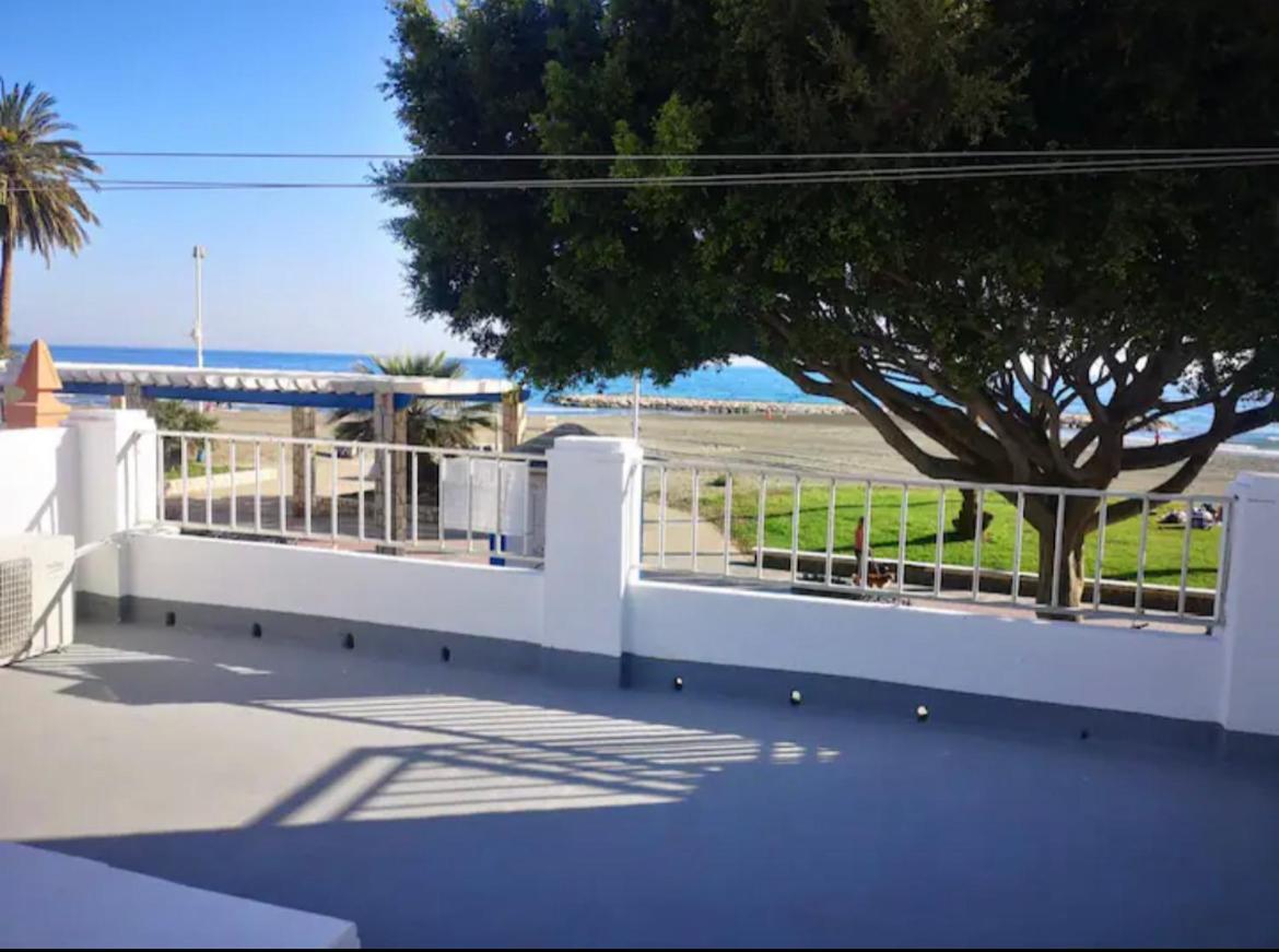 Beachfront House Málaga Eksteriør billede