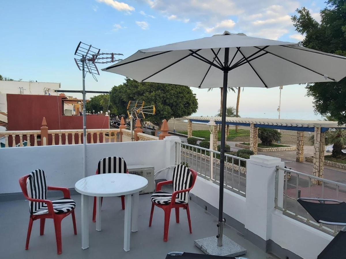 Beachfront House Málaga Eksteriør billede